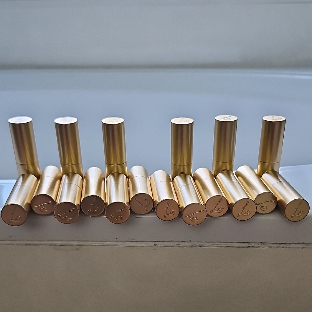 Elegant Gold Lipstick Holder